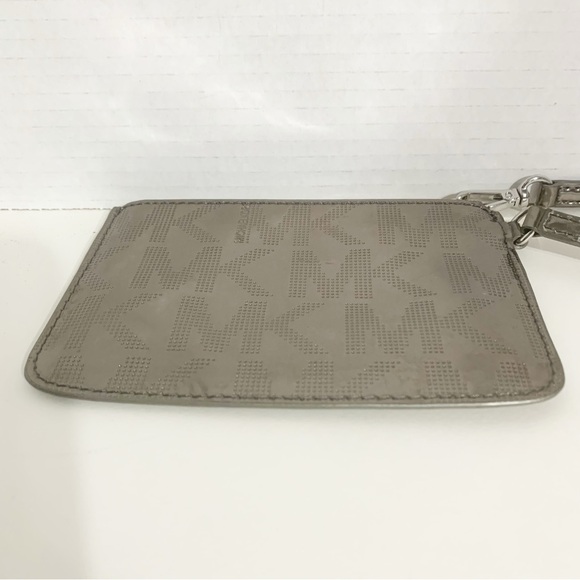 Michael Michael Kors Monogram MK Printed Lining Patent Leather Metalic Wristlet - Picture 8 of 12